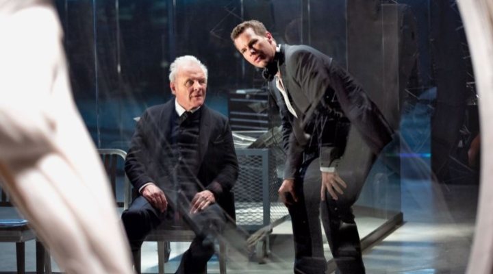  Jonathan Nolan y Anthony Hopkins durante el rodaje de 'Westworld'