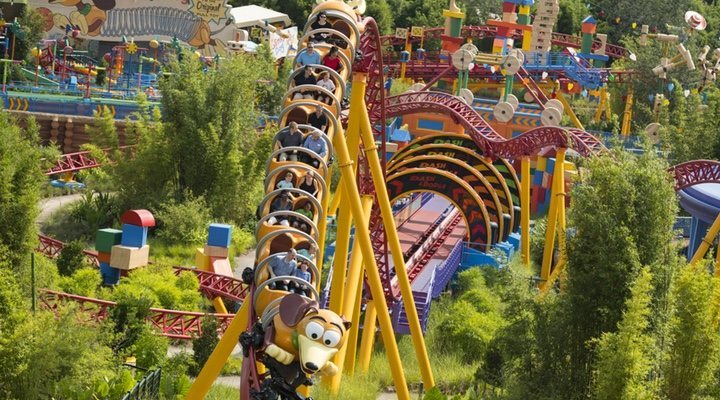  La montaña rusa de Toy Story Land