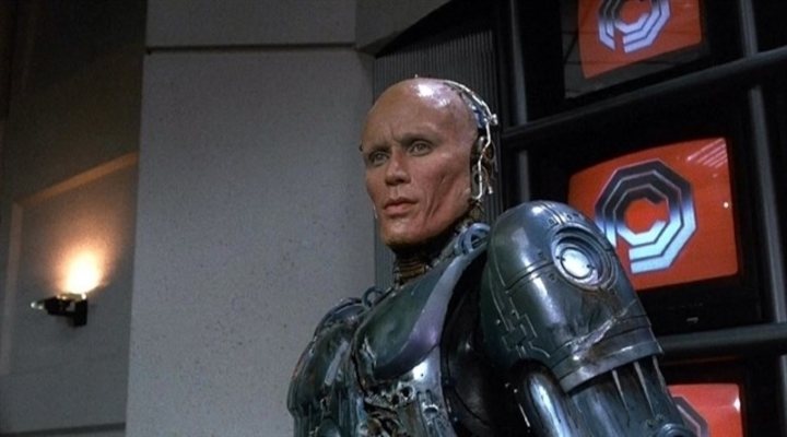 Peter Weller