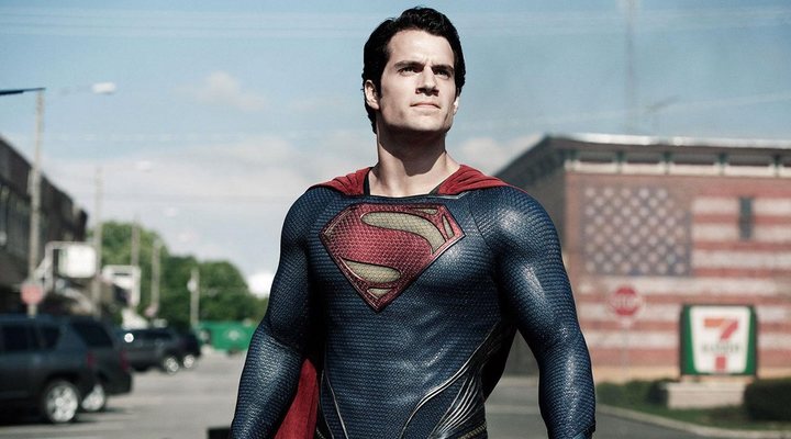  Henry Cavill como Superman