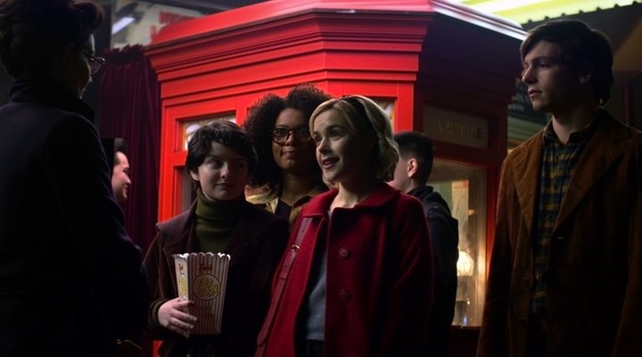  Kiernan Shipka en 'Las escalofriantes aventuras de Sabrina' 