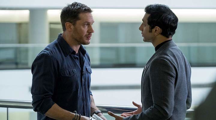 Tom Hardy y Riz Ahmed en 'Venom'