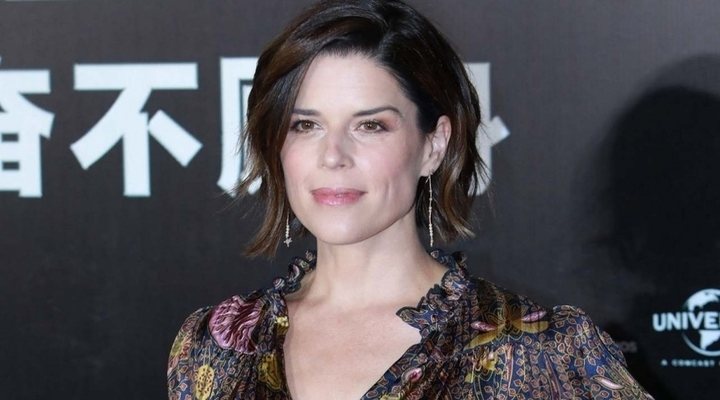 Neve Campbell