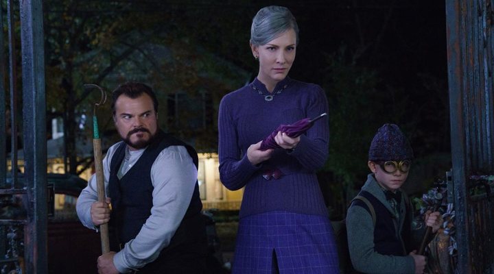  Cate Blanchett, Jack Black y Owen Vaccaro en 'La casa del reloj en la pared'