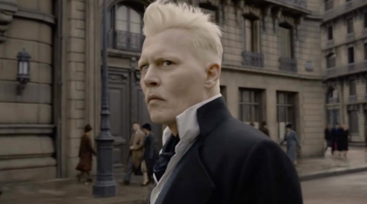  Johnny Depp como Gellert Grindelwald en 'Animales Fantásticos: Los crímenes de Grindelwald'