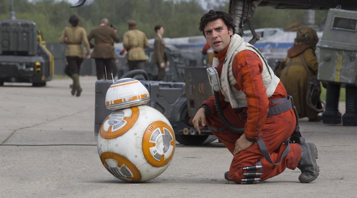  Oscar Isaac como Poe Dameron