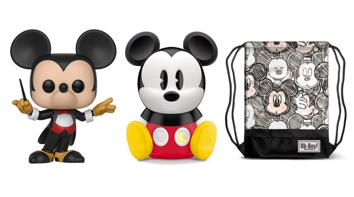  Imagen de varios productos de merchandising de Mickey Mouse