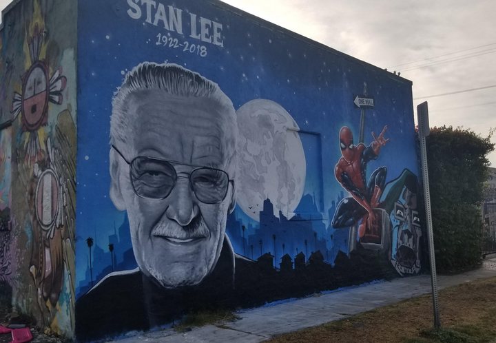 Mural de Stan Lee en Los Angeles