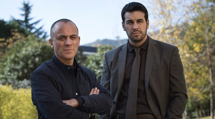  Javier Gutiérrez y Mario Casas Protagonizan 'Hogar' para Netflix