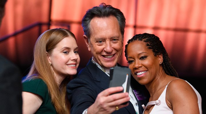 Amy Adams, Richard E. Grant y Regina King