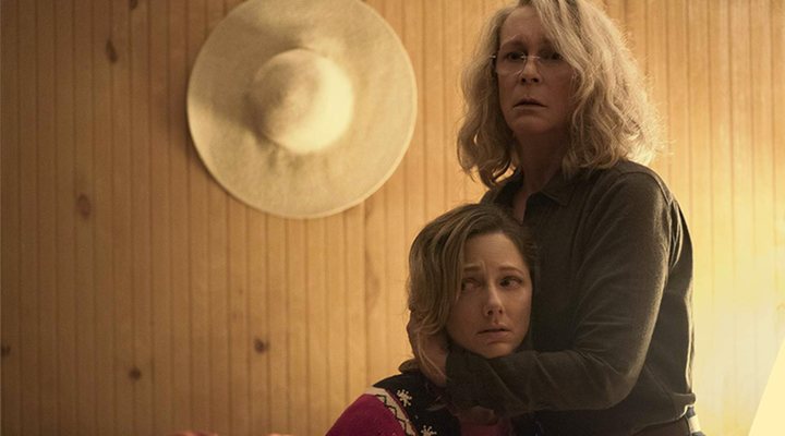 Jamie Lee Curtis y Judy Greer en 'La npche de Halloween'