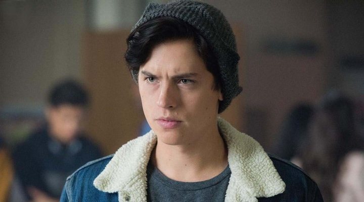  Cole Sprouse en 'Riverdale'