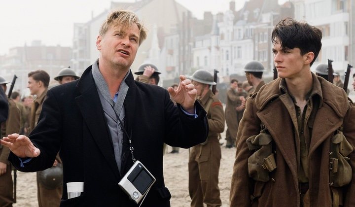 Christopher Nolan dirigiendo en 'Dunkerque'