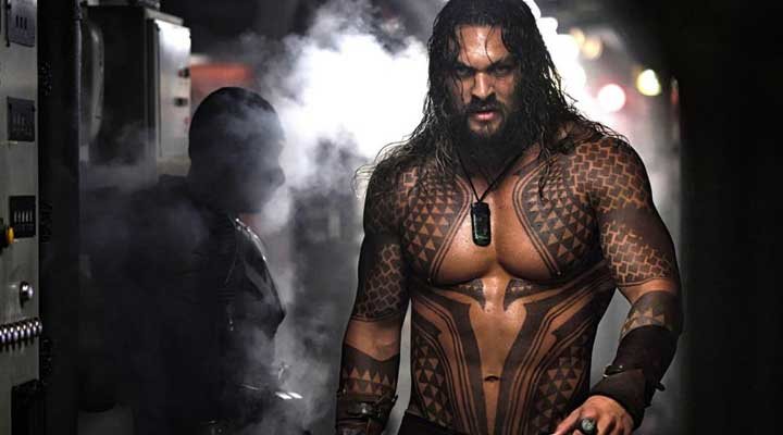 Jason Momoa como Aquaman