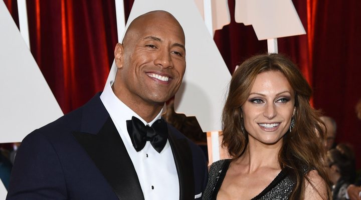 Dwayne Johnson y Lauren Hashian