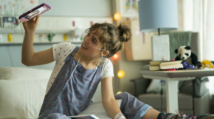 Haley Lu Richardson en 'A dos metros de ti'