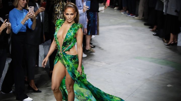 Jennifer Lopez en la semana de la moda de Milán 2019