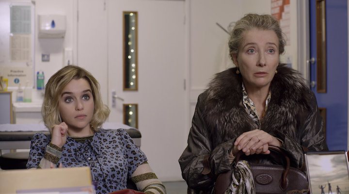 Emilia Clarke y Emma Thompson en 'Last Christmas'