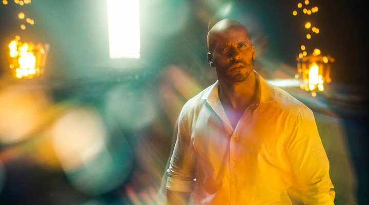 Ricky Whittle en 'American Gods'