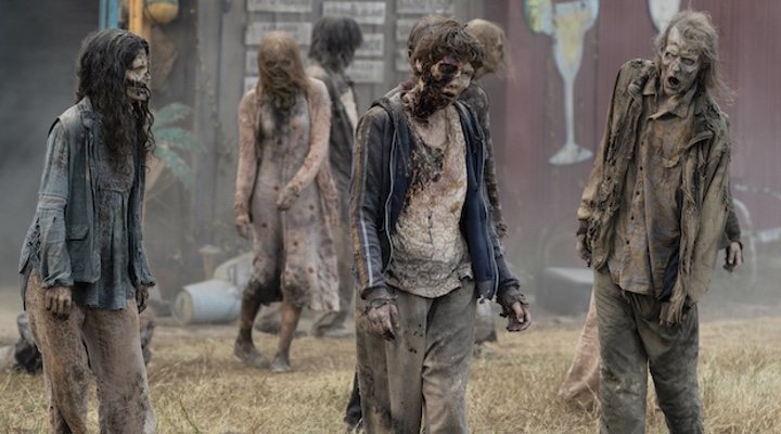 Los caminantes muertos vuelven en 'The Walking Dead: World Beyond'