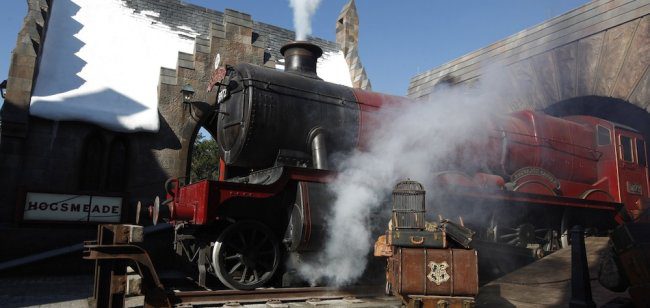 El Hogwarts Express ya espera viajeros