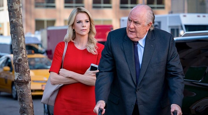 Megyn Kelly, Rudi Bakhtiar y Juliet Huddy estuvieron entre las periodistas que se presentaron a la policía