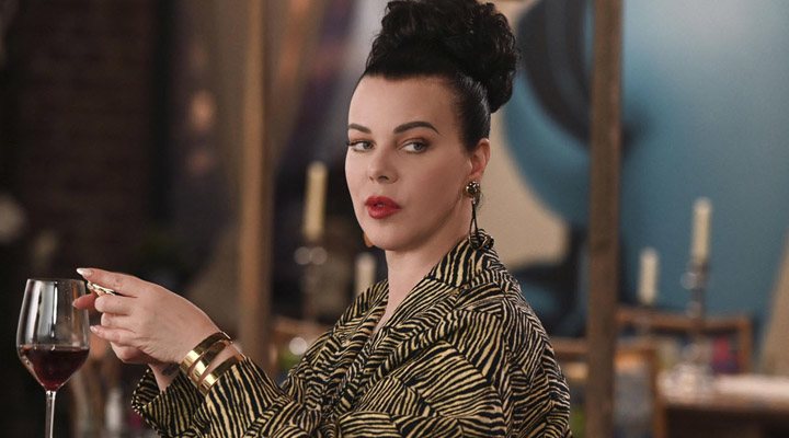 Debi Mazar ('Arde Madrid') da positivo en coronavirus y critica la gestión estadounidense de la crisis