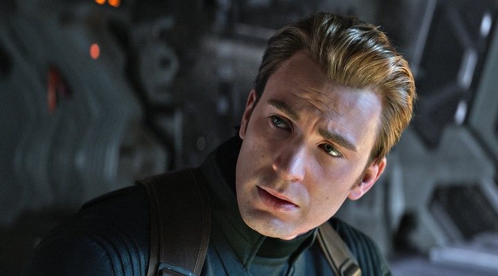  Chris Evans como el Capitán América