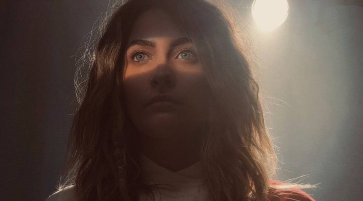 Paris jackson como Jesucristo en 'Habit'