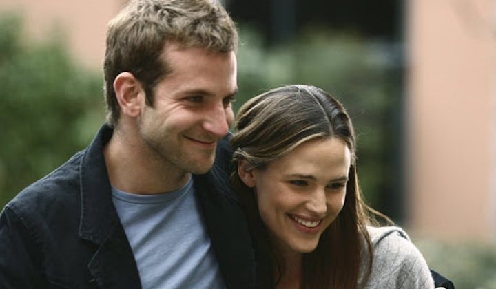 Jennifer Garner y Bradley Cooper en 'Alias'