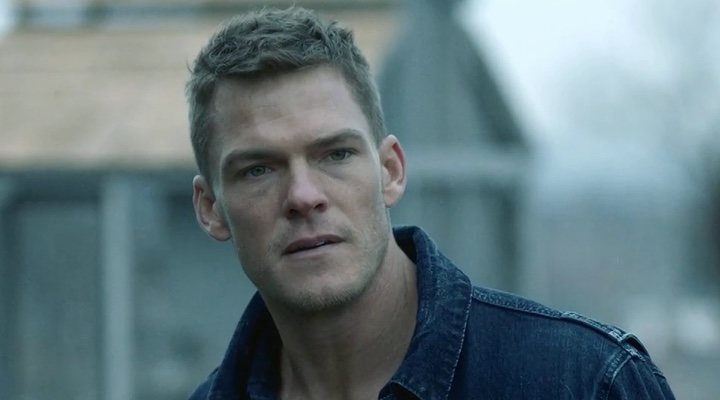 Alan Ritchson en 'Titanes'