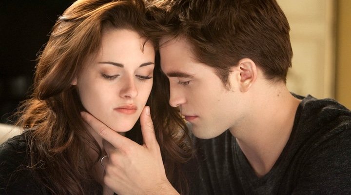  Kristen Stewart y Robert Pattinson en 'Crepúsculo'