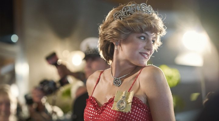  Emma Corrin como la princesa Diana en 'The Crown'