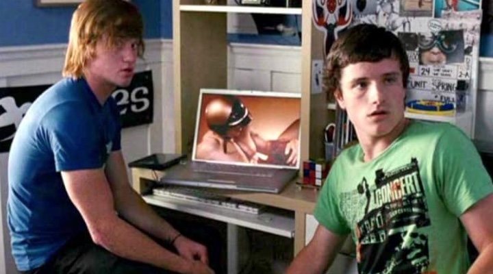 Eddie Hassell y Josh Hutcherson en 'Los chicos están bien'