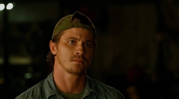 Garrett Hedlund en 'Triple frontera'