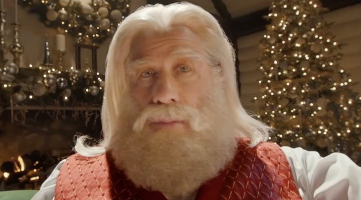 John Travolta en el anuncio de navidad de Capital One como Papá Noel