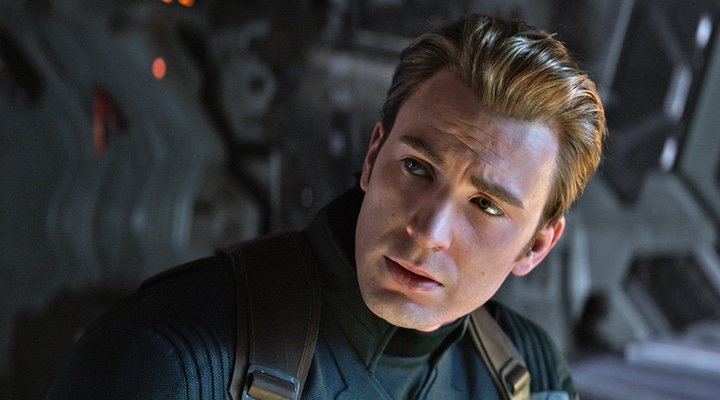  Chris Evans como el Capitan América