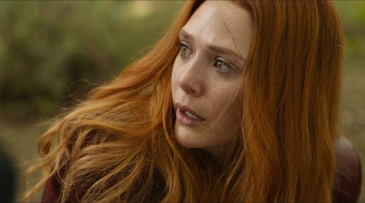  Elizabeth Olsen como Bruja Escarlata en el Universo Cinematográfico Marvel