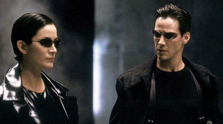 Carrie-Ann Moss y Keanu Reeves en 'Matrix'