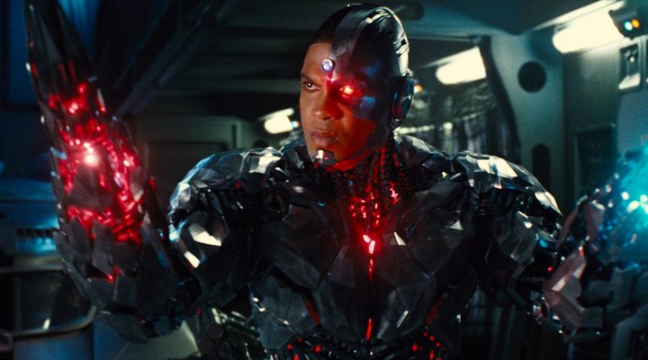 Ray Fisher como Cyborg