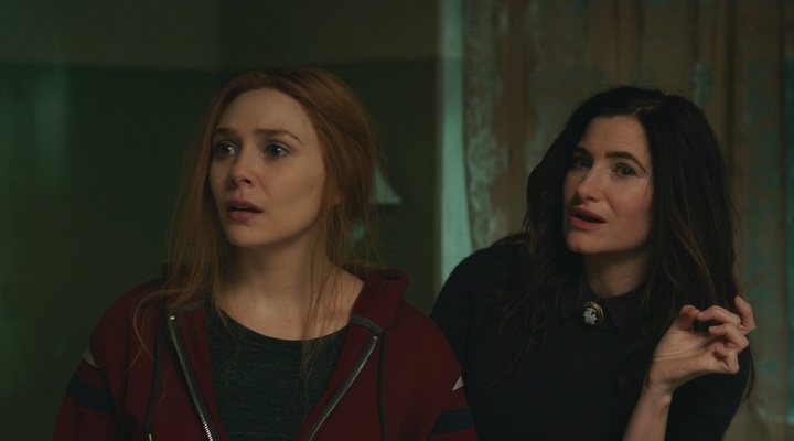  Elizabeth Olsen y Kathryn Hahn en 'Bruja Escarlata y Visión'