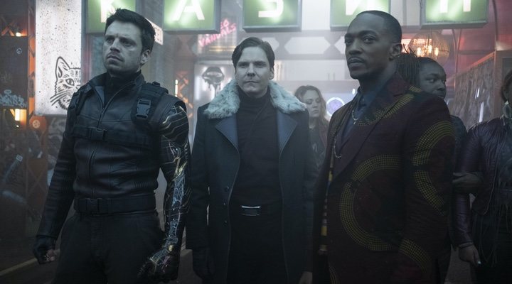  Sebastian Stan, Daniel Brühl y Anthony Mackie en 'Falcon y el Soldado de Invierno'