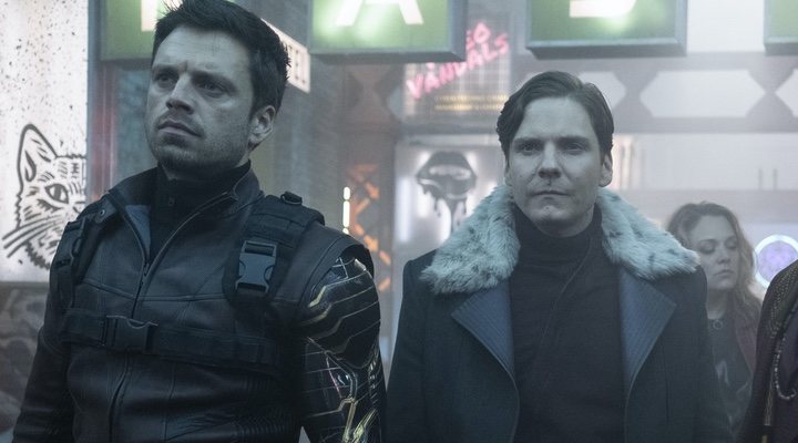  Sebastian Stan y Daniel Brühl en 'Falcon y el Soldado de Invierno'