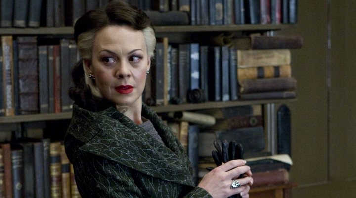  Helen McCrory