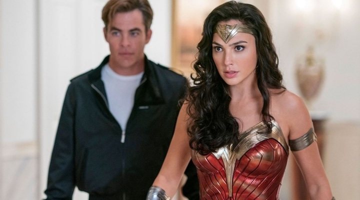  Chris Pine y Gal Gadot en 'Wonder Woman 1984'