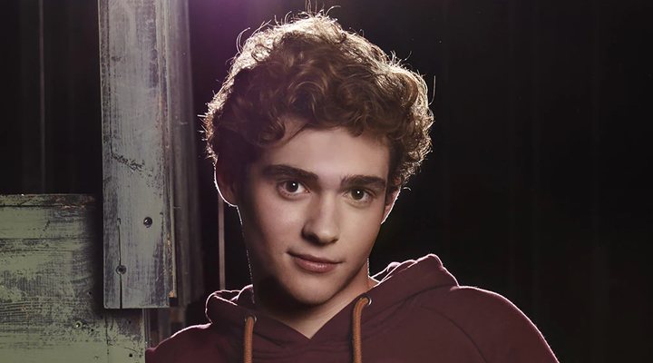 Joshua Bassett en 'High School Musical: El musical: La serie'