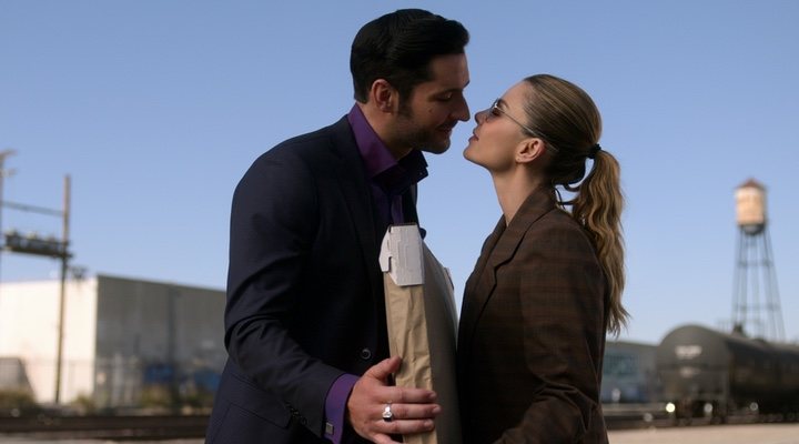  Tom Ellis y Lauren German en 'Lucifer'