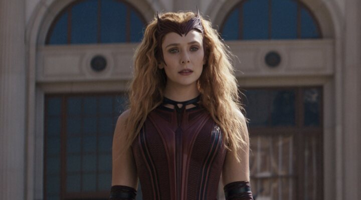 Elizabeth Olsen como Bruja Escarlata en 'WandaVision'