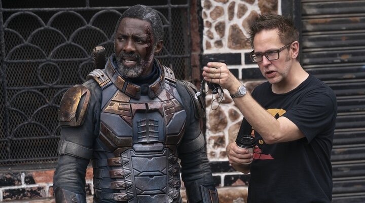 james Gunn e Idirs Elba en el rodaje de 'El Escuadrón Suicida'