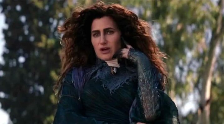 Kathryn Hahn como Agatha Harkness en 'Bruja Escarlata y Visión'